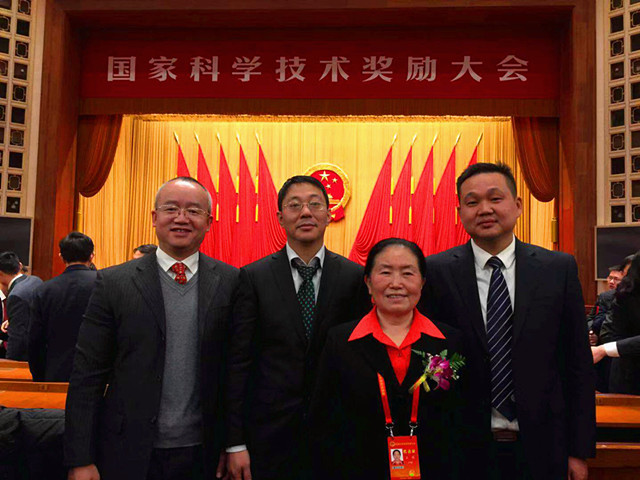 640熱烈祝賀廣東生益科技股份有限公司喜獲國家技術發(fā)明二等獎（楊中強及團隊）_副本_副本.jpg